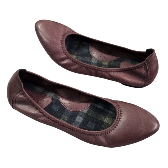 Born Rozalee Burgundy Leather Pointed Toe Ballet Flat Comfy Business Casual - Picture 1 of 11